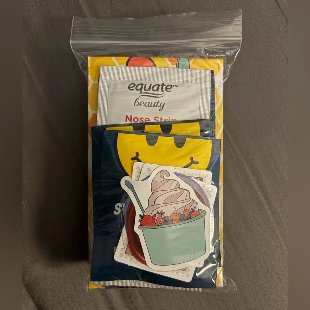 ✨SELLERS; PLEASE READ DESCRIPTION✨ Buyers Thank You Gift Baggies